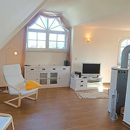 Morgentied, Fw 7 公寓